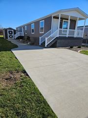 1500 E  Linden Dr #115, Mount Pleasant, IA 52641