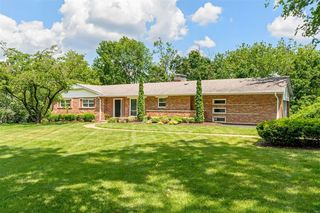 1104 Donna Ct, Saint Louis, MO 63124