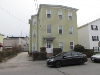 84 Conant St, Manchester, NH 03102