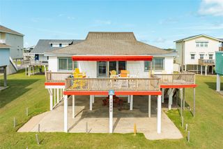 12520 E  Buena Vista Dr, Galveston, TX 77554