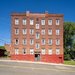 7 Franklin St #1RL, Holyoke, MA 01040
