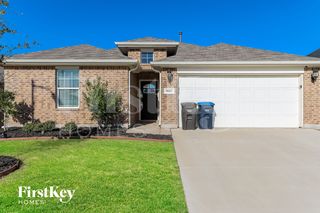 9017 Zubia Ln, Fort Worth, TX 76131