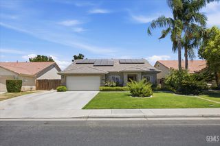 11816 Cedar Bluff Ave, Bakersfield, CA 93312