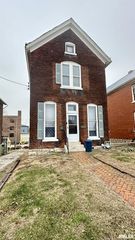 624 York St, Quincy, IL 62301