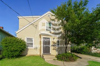 1513 Geneva St, Racine, WI 53404