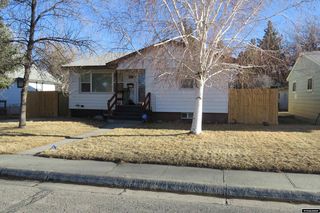 709 W  Jackson Ave, Riverton, WY 82501