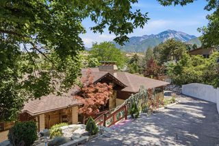 10703 S  Dimple Dell Dr E, Sandy, UT 84092