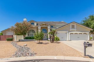 5038 W SADDLEHORN Road, Phoenix, AZ 85083