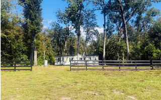 843 Central Ter, Fort White, FL 32038