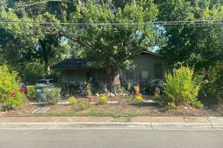 317 Lee St, San Marcos, TX 78666
