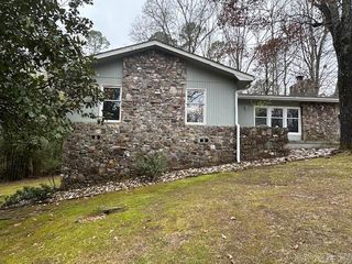 1 Segovia Hot Spgs, Hot Springs Village, AR 71909