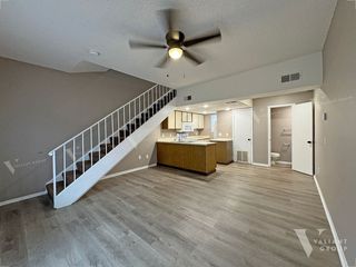 2323 E  Cherry St #H, Springfield, MO 65802
