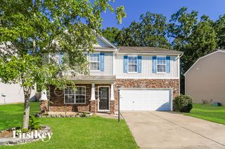 14212 Waterlyn Dr, Charlotte, NC 28278