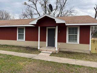 608A Harrison St, Commerce, TX 75428
