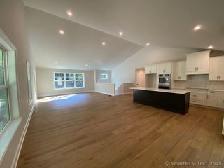 919 Strongtown Road, Southbury, CT 06488
