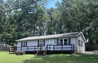 12836 N  Shoreland Dr, Marion, IL 62959