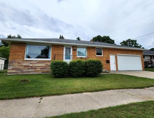 1010 S  2nd Ave, Alpena, MI 49707