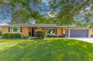 4207 Susan Dr, Williamsville, NY 14221