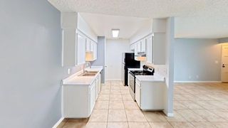 139 W  Portals Ave #d3d37771c, Clovis, CA 93612