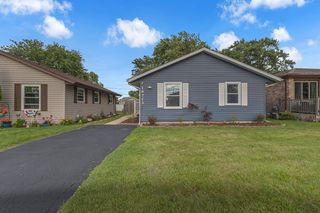16713 Highview Ave, Orland Hills, IL 60487