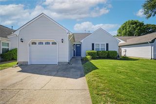 1861 Bernstein Dr, Virginia Beach, VA 23454