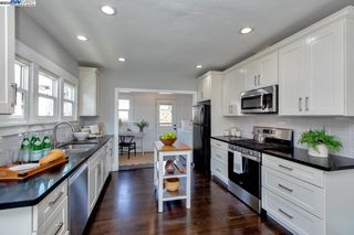 5514 Laverne Ave, Oakland, CA 94605