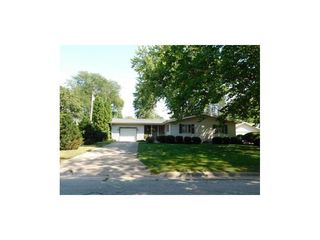 1013 Walters Dr, Tipton, IA 52772