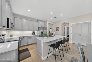 9717 LOVAGE Lane, Jacksonville, FL 32219