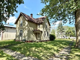 624 Prospect St, Bucyrus, OH 44820