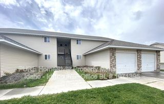 3184 Chasewood Dr, Ammon, ID 83406