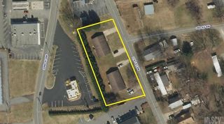160-162 447th St SW, Hickory, NC 28602