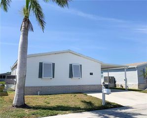 17580 Canal Cove Ct, Fort Myers Beach, FL 33931