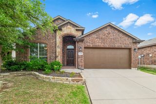 13165 Red Robin Dr, Fort Worth, TX 76244