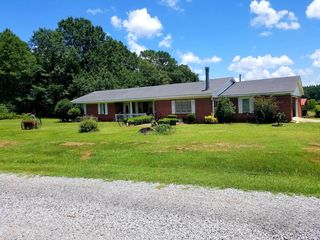 504 King Rd, Benton, MS 39039