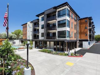 190 N  Winchester Blvd #B2U204, Santa Clara, CA 95050