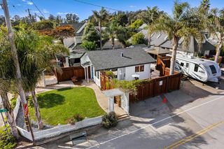 401 35th Ave, Santa Cruz, CA 95062
