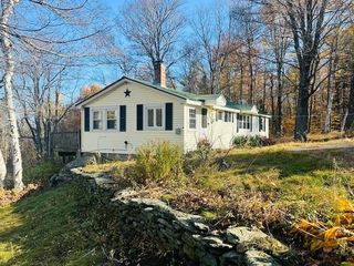 36 Augur Hole Road, Brattleboro, VT 05301