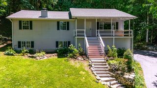 25 Easterly Ln, Fletcher, NC 28732