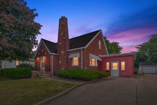 1209 Napier Ave, Saint Joseph, MI 49085