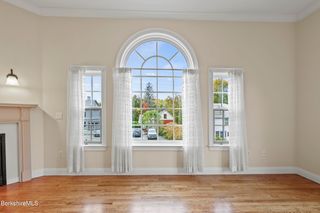 46 Housatonic St #2B, Lenox, MA 01240