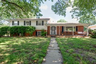 1425 E Smith Street, Springfield, MO 65803