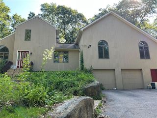 20 Fry Pond Rd, West Greenwich, RI 02817