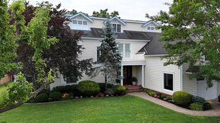 7 Casey Dr, Northfield, NJ 08225