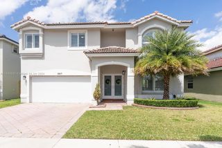 16615 SW 100th Ter, Miami, FL 33196