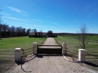 532 Woodlawn Rd, Bruceville Eddy, TX 76630