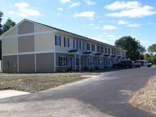 7537 Crosscreek Dr, Temperance, MI 48182