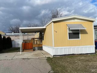 118 S  Wildflower Ln, Eagle, ID 83616