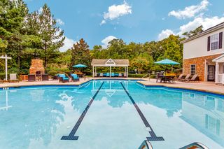 Laurel Crossing Pkwy NE, Buford, GA 30519