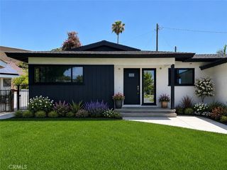 1814 N  Studebaker Rd, Long Beach, CA 90815