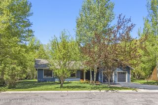 2044 Hidden Ranch Loop, Jackson, WY 83001